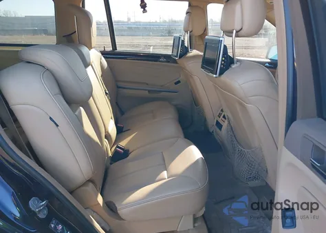 2011 Mercedes-Benz Gl 450 4Matic z USA, uszkodzony, nr VIN 4JGBF7BE5BA741469